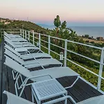 Apart-hotel Oasi 5*