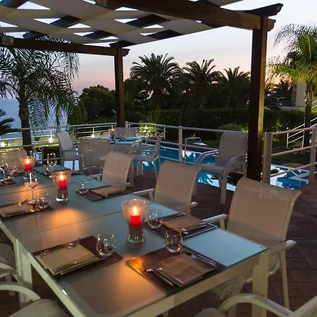 Aparthotel Oasi