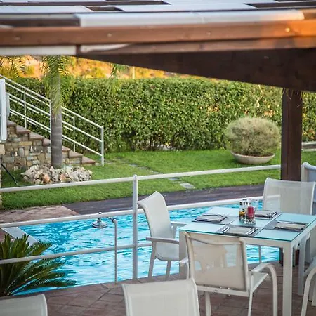 アパートホテル Oasi