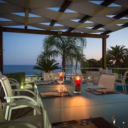 Oasi アパートホテル アッチャロリ