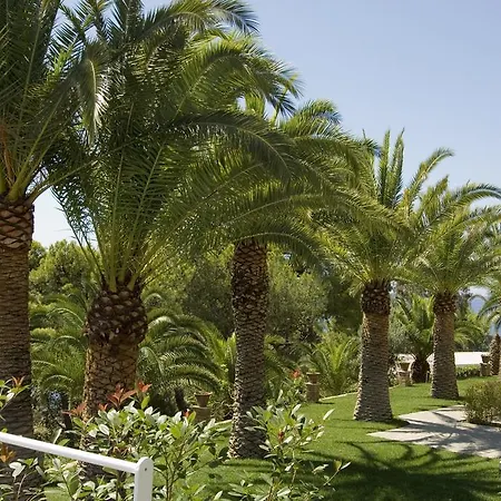 Oasi アパートホテル