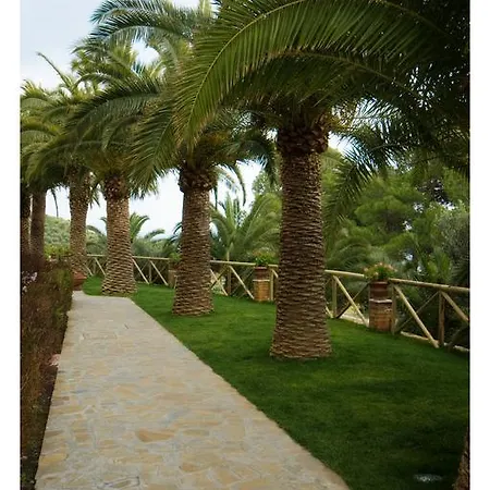 Oasi アパートホテル 5*