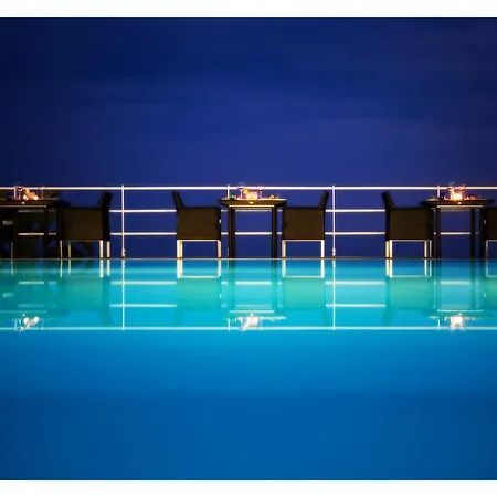 Oasi Aparthotel 5*
