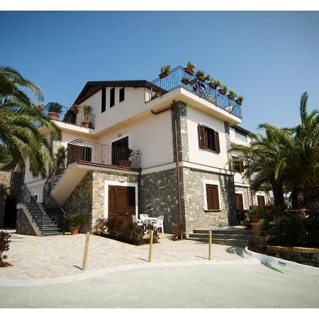 Oasi アッチャロリ