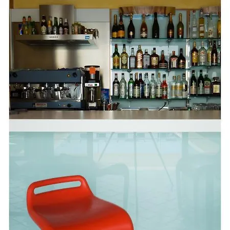 Oasi アパートホテル