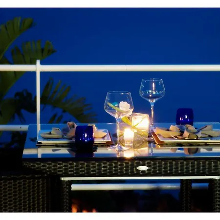 Oasi アパートホテル